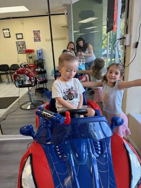 Fresh Kids Cut & Barber gallery photo 12